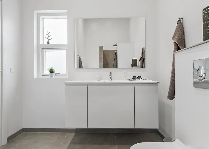 4 Bedroom In