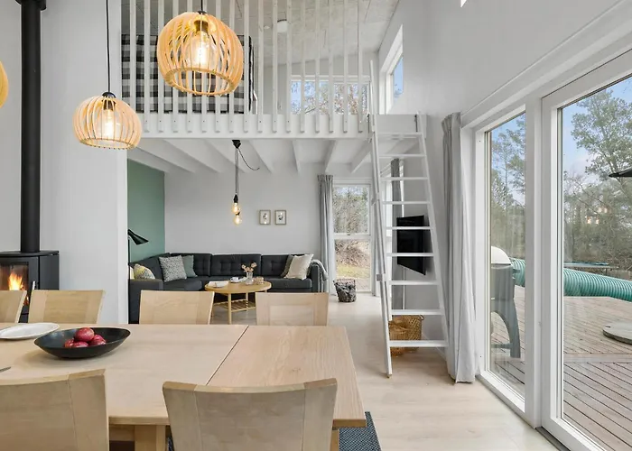 בית נופש 4 Bedroom In